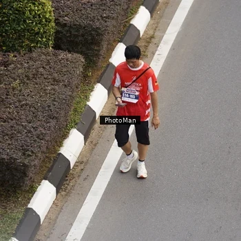 Runner Photo 8094403