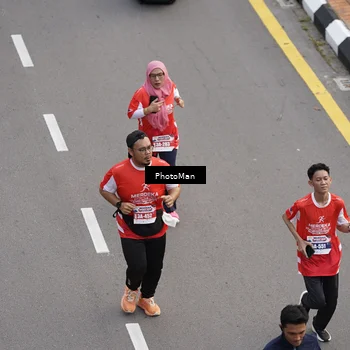 Runner Photo 8094410