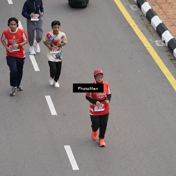 Runner Photo 8094418