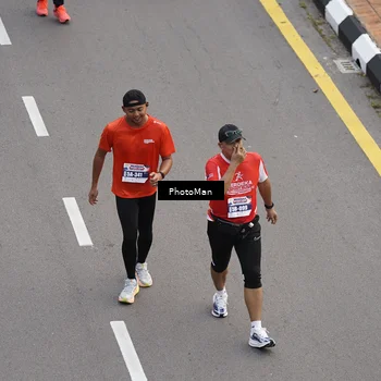 Runner Photo 8094424