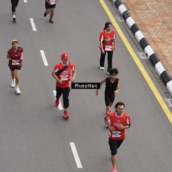 Runner Photo 8094439