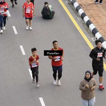 Runner Photo 8094465