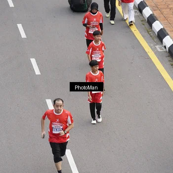 Runner Photo 8094487