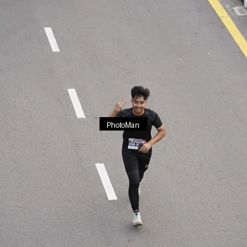 Runner Photo 8094492