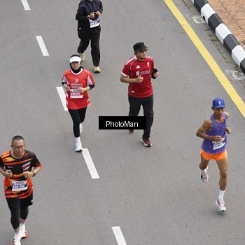 Runner Photo 8094504