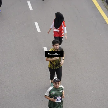 Runner Photo 8094540