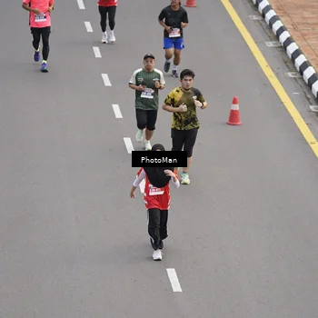 Runner Photo 8094545