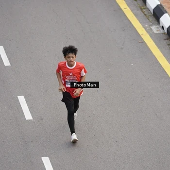 Runner Photo 8094558