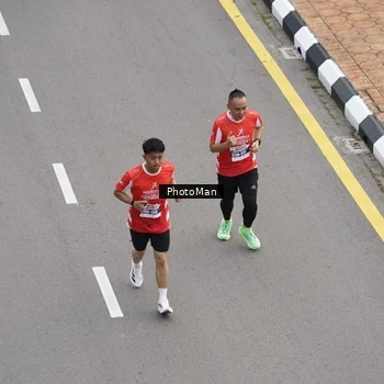 Runner Photo 8094568