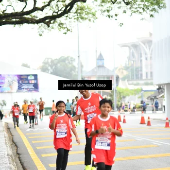 Runner Photo 8094576