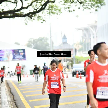 Runner Photo 8094600