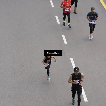 Runner Photo 8094639