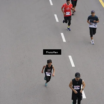 Runner Photo 8094646
