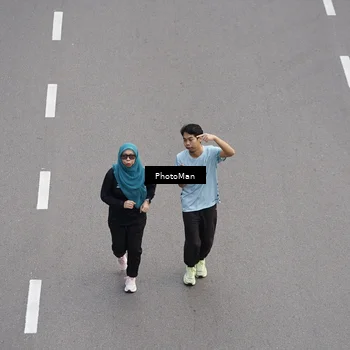Runner Photo 8094652