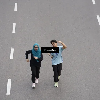 Runner Photo 8094663