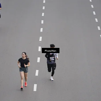 Runner Photo 8094699