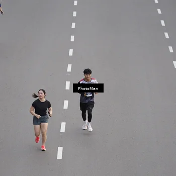 Runner Photo 8094701
