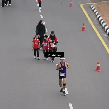 Runner Photo 8094712