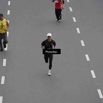 Runner Photo 8094736