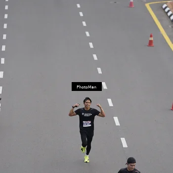 Runner Photo 8094739