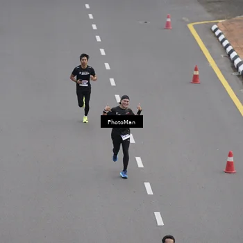 Runner Photo 8094744