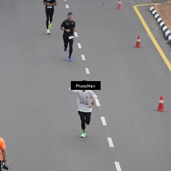 Runner Photo 8094750
