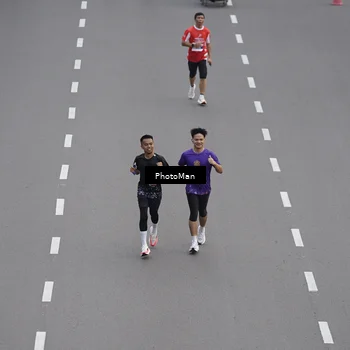 Runner Photo 8094759
