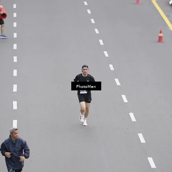 Runner Photo 8094773