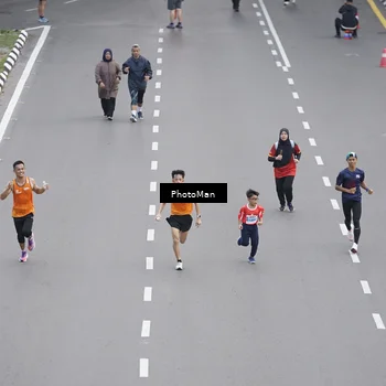 Runner Photo 8094780