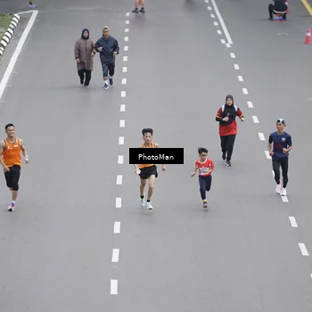 Runner Photo 8094783