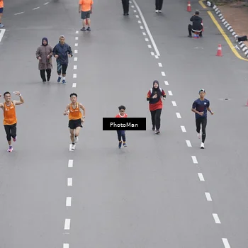 Runner Photo 8094784