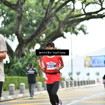 Runner Photo 8094846