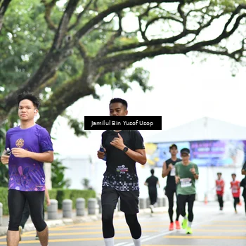 Runner Photo 8094855