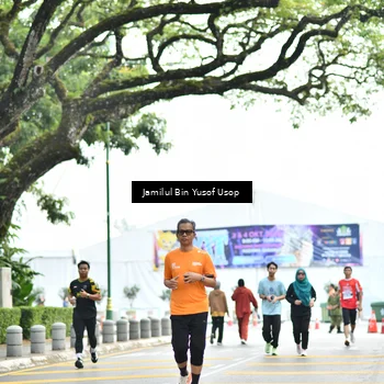Runner Photo 8094876