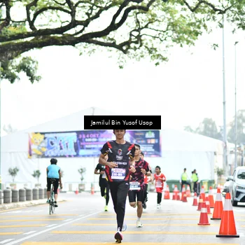 Runner Photo 8094883