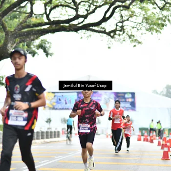 Runner Photo 8094884