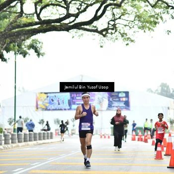 Runner Photo 8094905