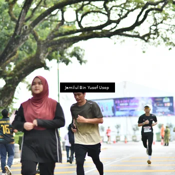 Runner Photo 8094909