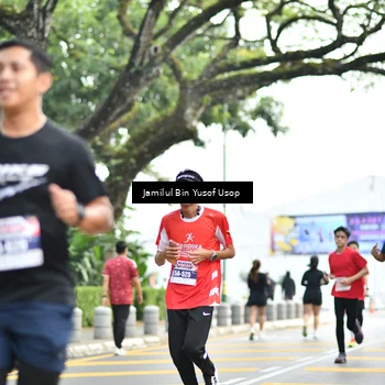 Runner Photo 8094995