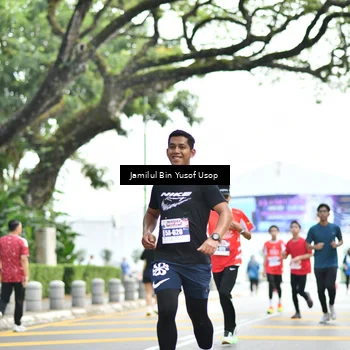 Runner Photo 8095010
