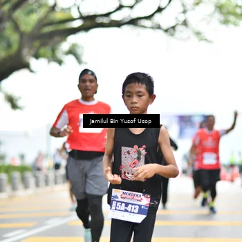 Runner Photo 8095027