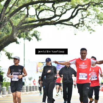 Runner Photo 8095033