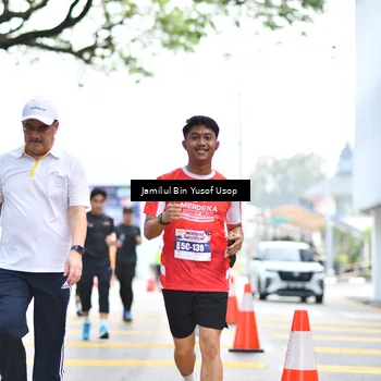 Runner Photo 8095101