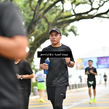Runner Photo 8095105