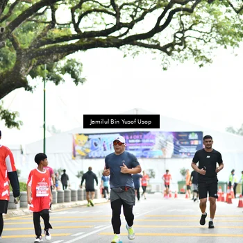 Runner Photo 8095159