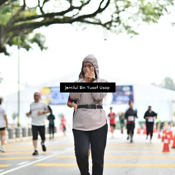 Runner Photo 8095259