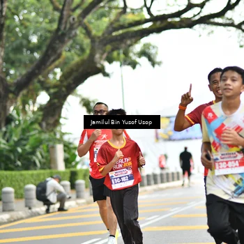 Runner Photo 8095299