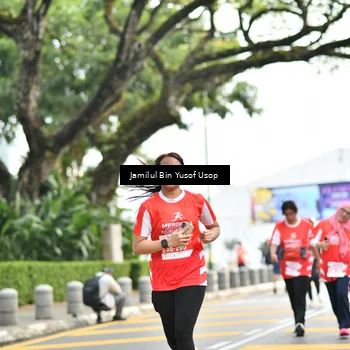 Runner Photo 8095303