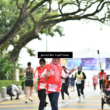 Runner Photo 8095312