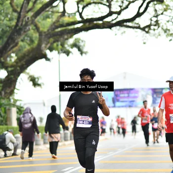 Runner Photo 8095337